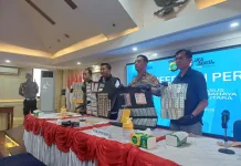 Berkedok Pedagang, Polres Jakut Bongkar Peredaran Obat Terlarang