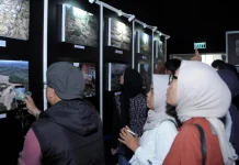 Lensa yang Bersuara di tengah Krisis Lingkungan