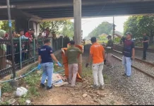 Lansia Meninggal Usai Tertabrak Kereta di Rawa Buaya Jakbar