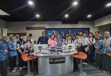 Kenalkan Media Radio, Siswa SMP Melati Indonesia Kunjungi RRI Jakarta