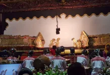 Sambut HUT ke-55, PEPADI Gelar Pementasan Wayang Kulit Banyumasan