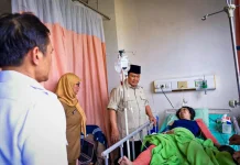 Presiden Jenguk Korban Tabrakan Kereta Bekasi Timur
