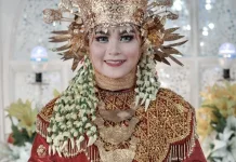 Puade: Simbol Cinta, Identitas, dan Makna Budaya