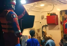 Mati Mesin,  Delapan Penumpang Kapal Nelayan KM Iwan Berhasil Diselamatkan