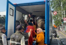 Satpol PP Sawah Besar Jangkau 19 PMKS di Sejumlah Titik Jalanan