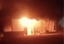 Warung di Satpas SIM Cengkareng Terbakar, Api Merembet ke Pos Jaga Polisi