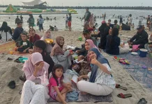 Ancol Dipadati Puluhan Ribu Wisatawan saat Libur Idul Adha