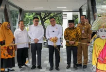 Suhud Resmikan Jalur Pedestrian Ramah Disabilitas di DPRD DKI Jakarta