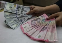 Rupiah Melemah Dipicu Meningkatnya Harga Minyak Dunia