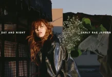 Carly Rae Jepsen Umumkan Proyek Musik Baru Bertajuk Day and Night Wires