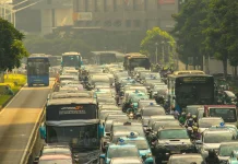 Bus Mogok di Gatot Subroto Picu Kepadatan Lalu Lintas Jakarta Pagi Ini