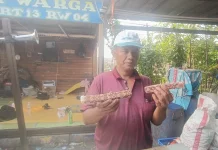 Mengenal Es Kado, Si Manis Warna-Warni Warisan Masa Lalu yang Masih Diburu