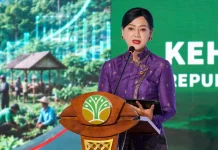 Ketua OJK Apresiasi Kerja Cepat Menhut Raja Antoni