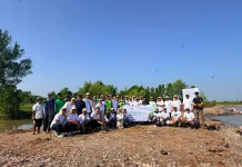 PT Pelayaran Bahtera Adhiguna Tanam 1.000 Pohon Pesisir di Jepara