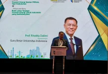 Guru Besar UI Puji Buku Transisi Energi: Mudah Dipahami Semua Kalangan
