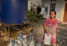 Pemkot Tangsel Salurkan 50.000 Liter Air Bersih ke Warga