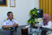 Seratus Persen Lulusan AKMI Suaka Bahari Terserap Industri