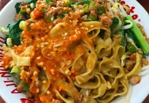 Bakmi Awat, Usaha Kuliner Warisan Orang Tua .