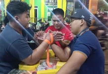 Adu Kekuatan di Atas Meja: Cara Anak Muda Priok Alihkan Energi Negatif