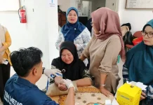 Guru dan Warga Pulau Harapan Antusias Ikuti Pemeriksaan Kesehatan Gratis