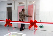 Pemkot Jakpus dan IIDI Resmikan Tiga Bilik MCK di Kampung Rawa