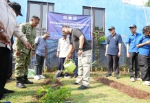 Kelurahan Pondok Kopi Terima Bantuan 600 Bibit Cabai dan 2 Ton Pupuk