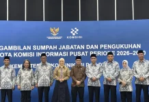 Perkuat Keterbukaan Informasi publik, Menkomdigi Kukuhkan Anggota KIP Baru
