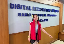 Gadis Multitalenta Maiko Mada Menambah Pengalamannya Diprogram Idola Anak