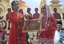 Princess Natasha Dematra Raih Mother Teresa Award Perdamaian