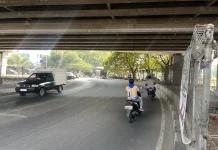 Terlalu Jauh, Jadi Alasan Warga Nekat Melawan Arus di Jalan ORR Rawa Buaya