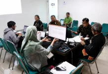 Pemprov DKI Tindak Empat Perusahaan Penyedia Jasa Pengangkut Sampah Ilegal