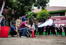Pemkot Jakbar Sudah Distribusikan 499 APAR untuk 404 RT di Tambora