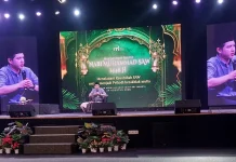 Ustadz Dennis Lim Ingatkan Pentingnya Menjaga Akhlak di Lingkungan Kerja