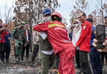 Menhut Raja Antoni Andalkan Hujan dan OMC untuk Padamkan Karhutla