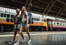 Liburan Hemat saat High Season, Simak Tujuh Tips Ini