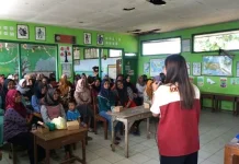 Tingkatkan Potensi Desa Janjang, UBL Beri Pelatihan Branding bagi Masyarakat