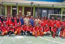 Puluhan Warga Kembangan Utara Dibina Jadi Relawan Pemadam Kebakaran