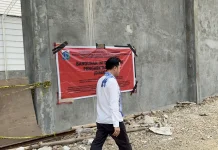 DPRD Kevin Wu Kembali Sidak Pembangunan Padel di Aset Pemprov Meruya Utara Jakbar