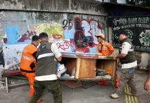 Rabu Tertib, Petugas Gabungan Tata Pertokoan Auri Tanah Abang