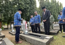 LPP RRI Ziarah ke Taman Makam Pahlawan Kalibata, Kenang Jasa Pendiri-Pejuang RRI