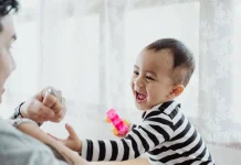 Bedakan Speech Delay dan Language Delay pada Anak