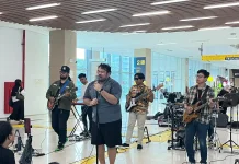 Giusti Raka, Sukses Menghibur Warga dalam Gelaran "SOUNDSTATION" di Stasiun BNI City