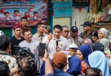 Menteri PKP Tinjau Tiga Rumah Calon Penerima Bedah Rumah