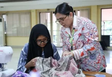 Sepuluh Peserta Kelurahan Kwitang Ikuti Pelatihan Tata Busana
