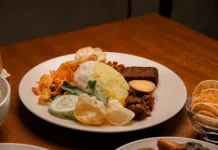 Nasi Padang Masih Jadi Primadona Warga Depok