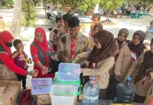 Pramuka Kepulauan Seribu Bergerak Bersihkan Sampah di Pulau Tidung