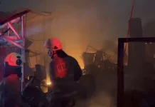 Sejumlah Lapak di Joglo Jakbar Terbakar, 11 Armada Dikerahkan