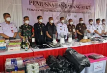 Kejari Jakarta Timur Musnahkan Barang Bukti Ratusan Perkara Inkrah
