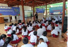 Ratusan Siswa di Pulau Sabira Ikuti Edukasi Konservasi Penyu