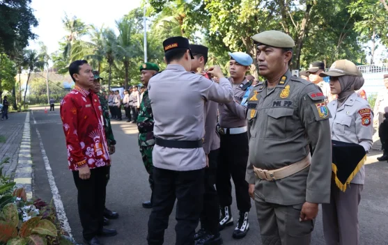 Polres Kepulauan Seribu Gelar Apel Pasukan Operasi Ketupat